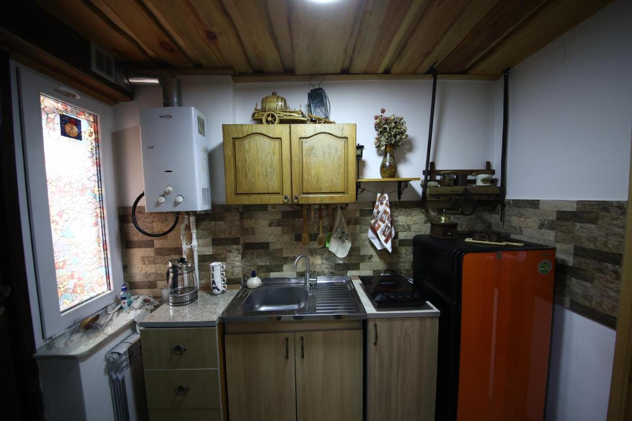 Alashkert Guesthouse ,Ալաշկերտ Հյուրատուն Gyumri ภายนอก รูปภาพ