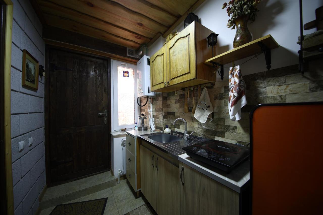 Alashkert Guesthouse ,Ալաշկերտ Հյուրատուն Gyumri ภายนอก รูปภาพ